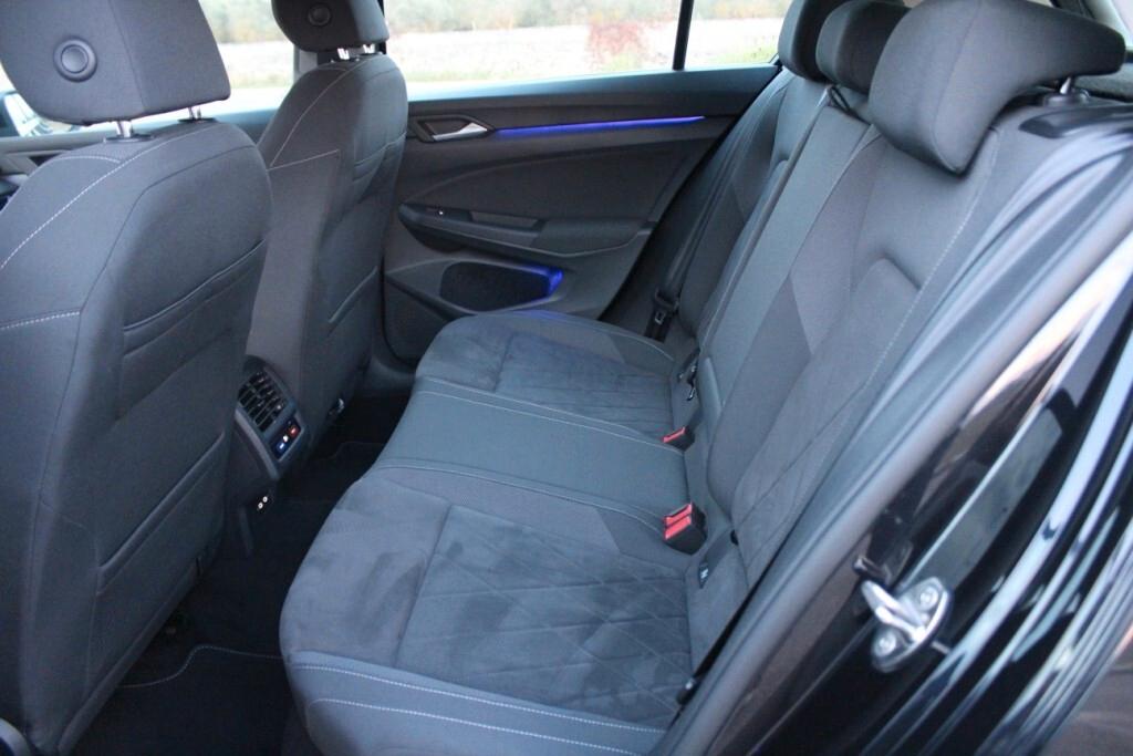 VOLKSWAGEN GOLF TDI 115cv *Barra LED centrale