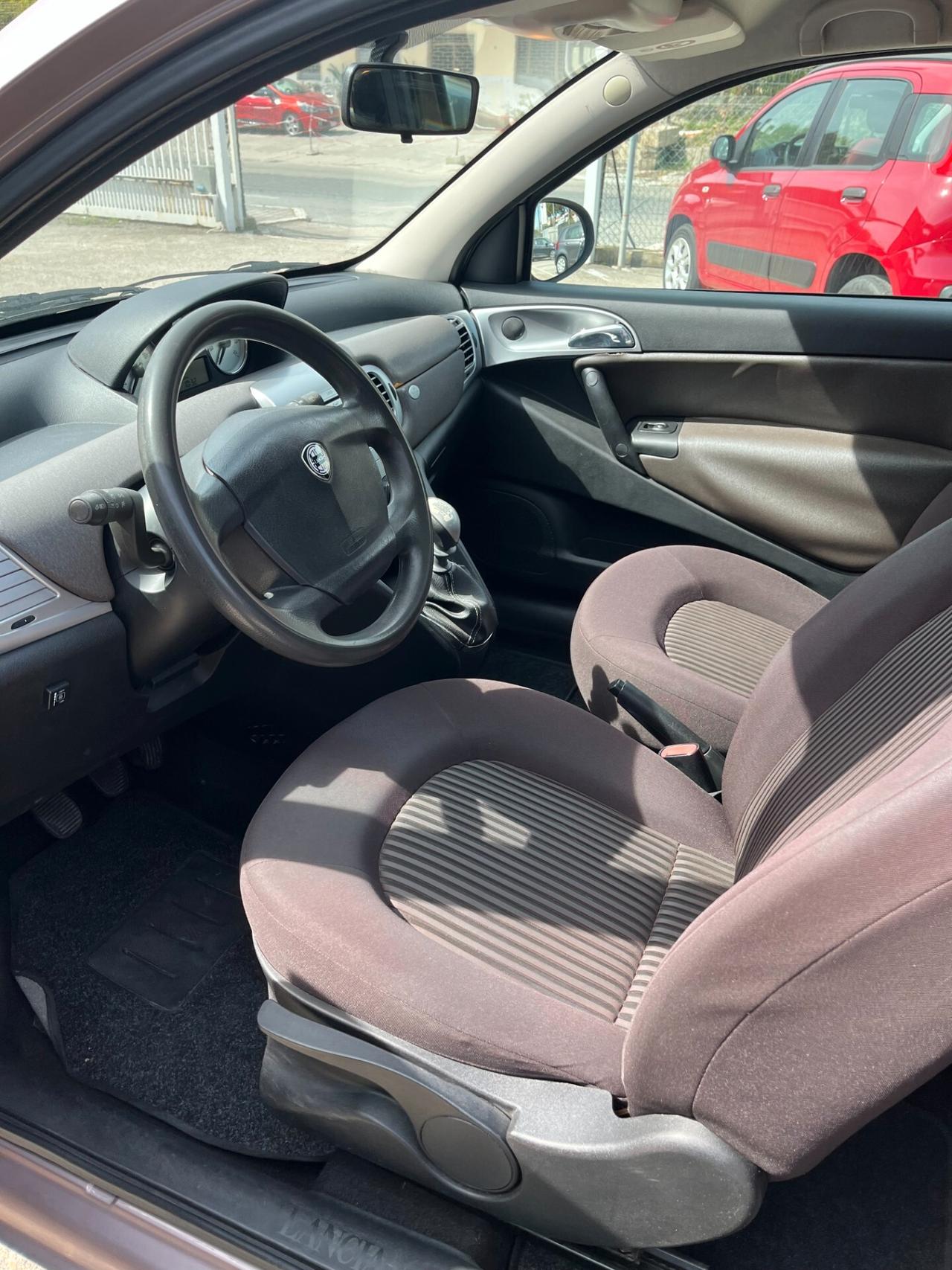 Lancia Ypsilon 1.4 Elle Ecochic GPL