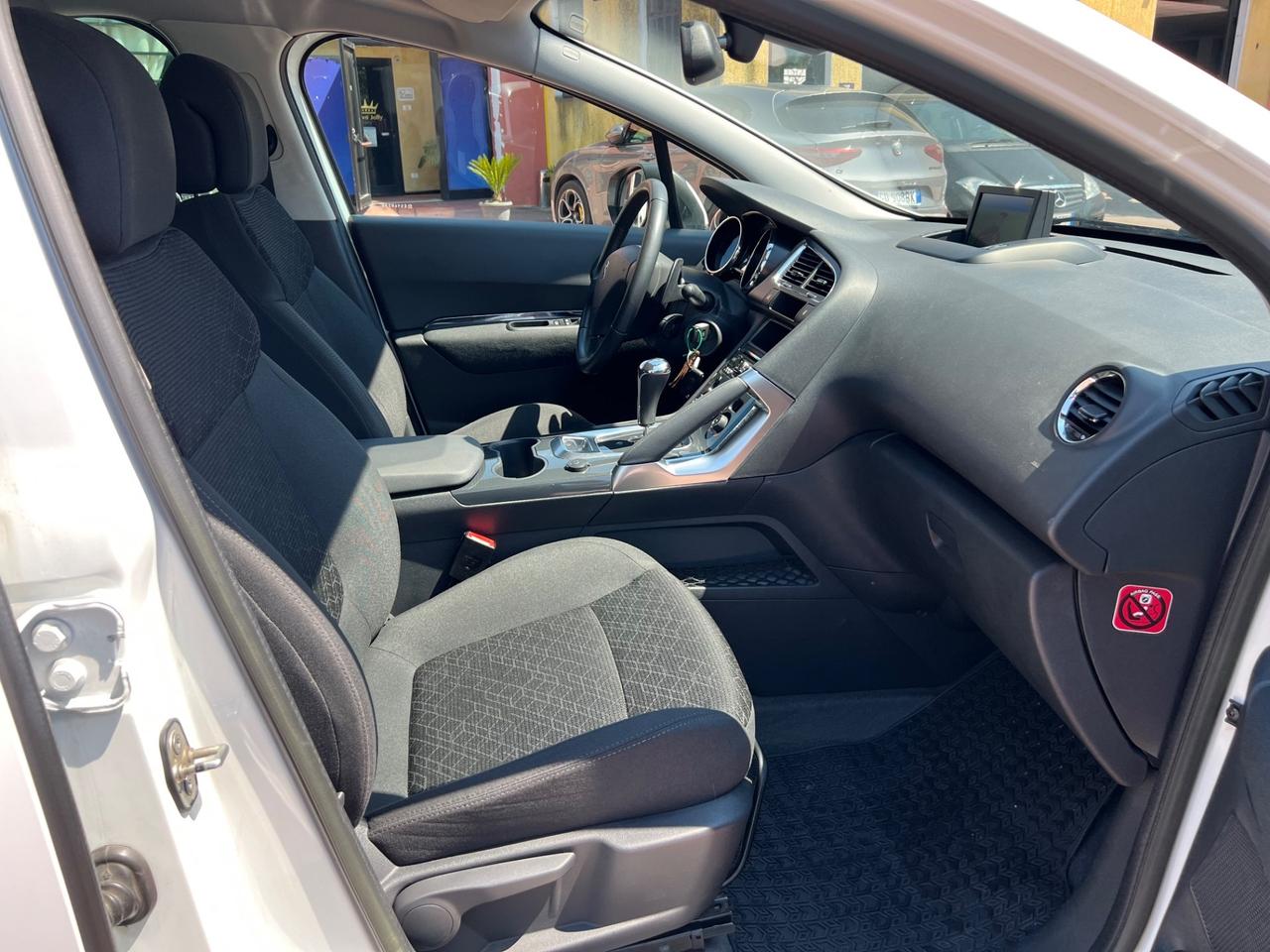 Peugeot 3008 1.6 HDi 115CV Allure
