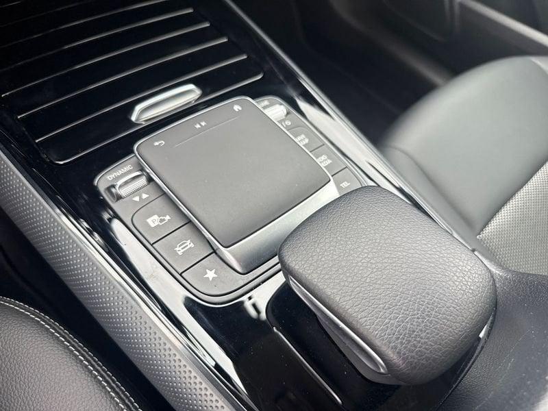 Mercedes-Benz GLA 180 Business Extra auto