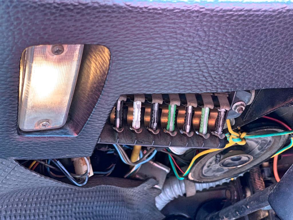 Fiat 850 SPIDER SPORT targa oro Asi