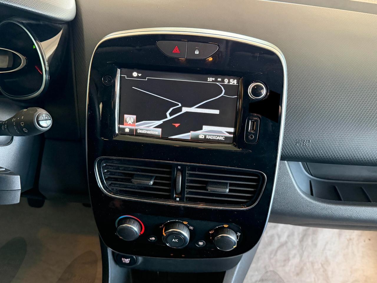 Renault Clio 1.5 DCI 90 cv. ENERGY BUSINESS (Nav)