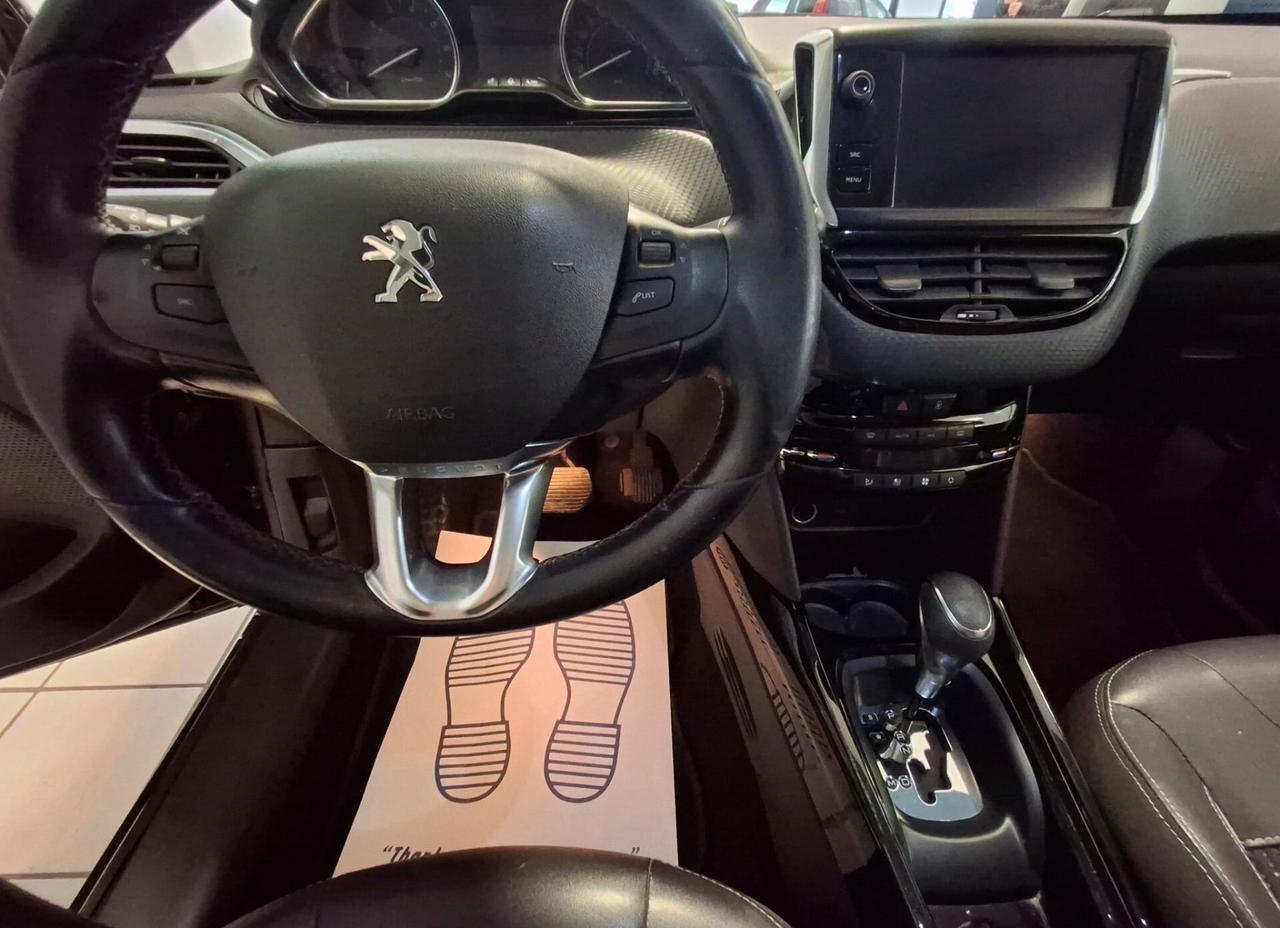 Peugeot 2008 PureTech Turbo 110 EAT6 S&S Black Matt