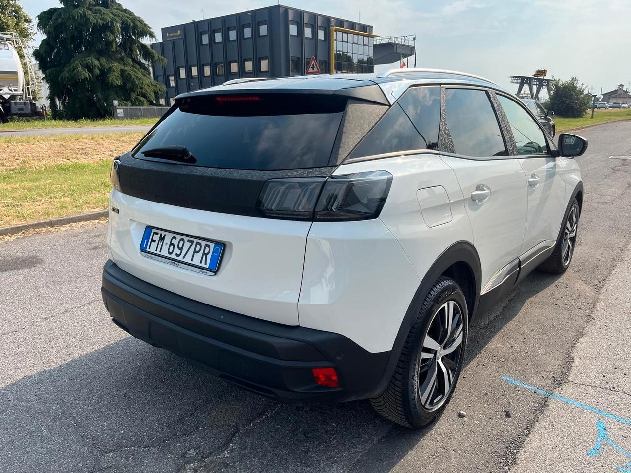 Peugeot 3008 PureTech Turbo 130 S&S Allure **EXPORT**