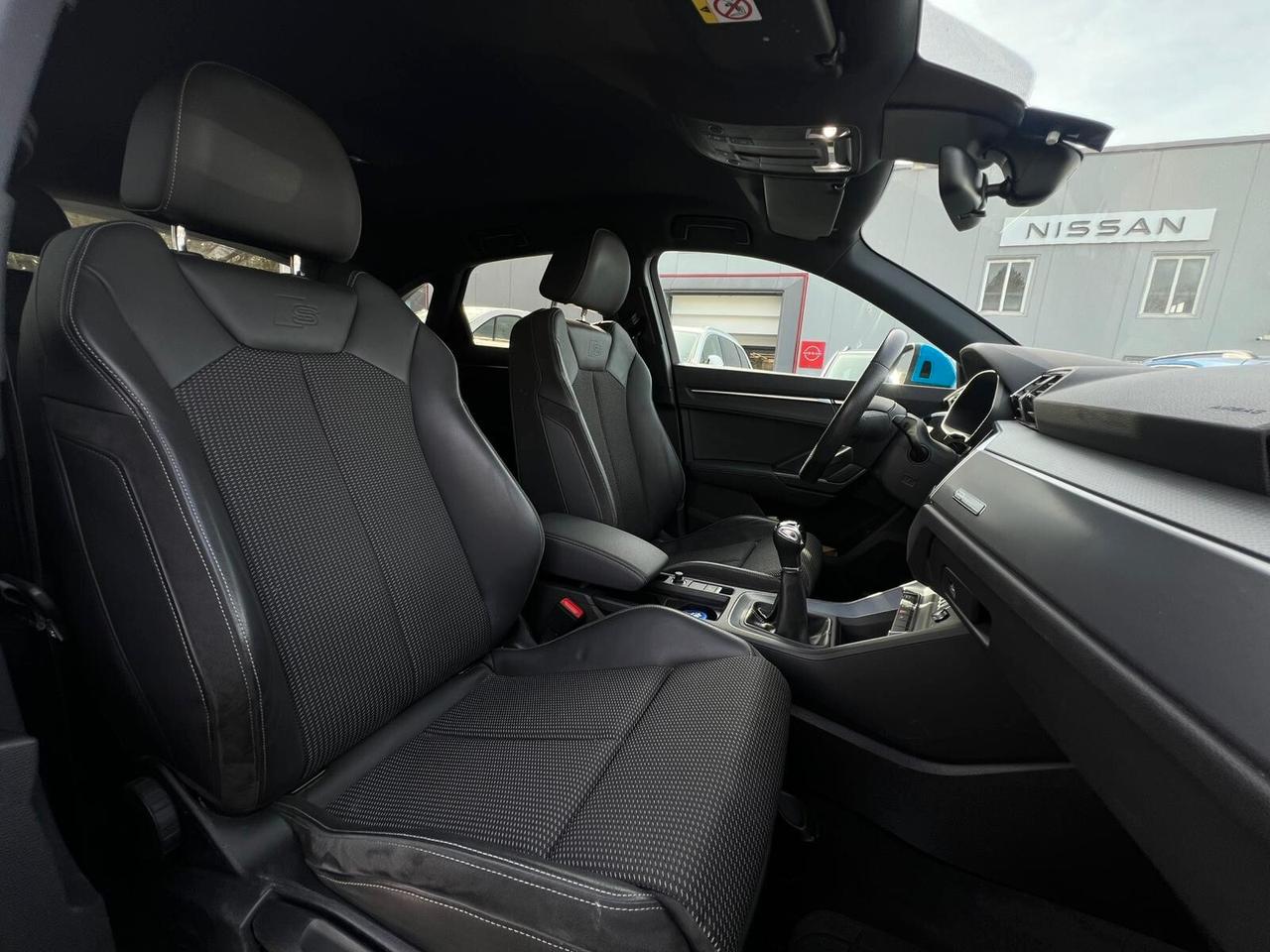 Audi Q3 35 TFSI S line edition