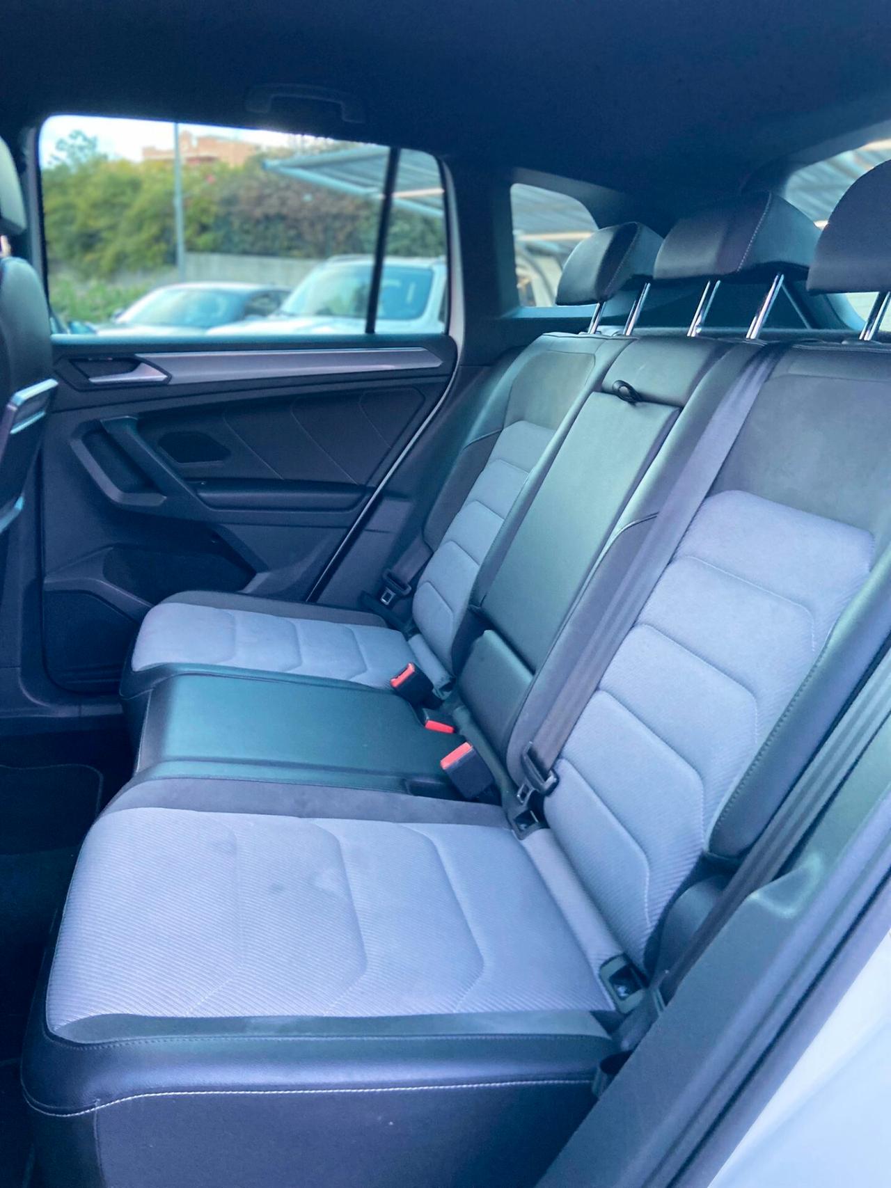 Volkswagen Tiguan 2.0 TDI 190cv DSG R-LINE 4MOTION