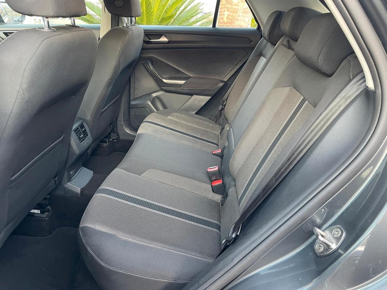 Volkswagen T-Roc 2.0 TDI SCR 150 CV DSG Advanced