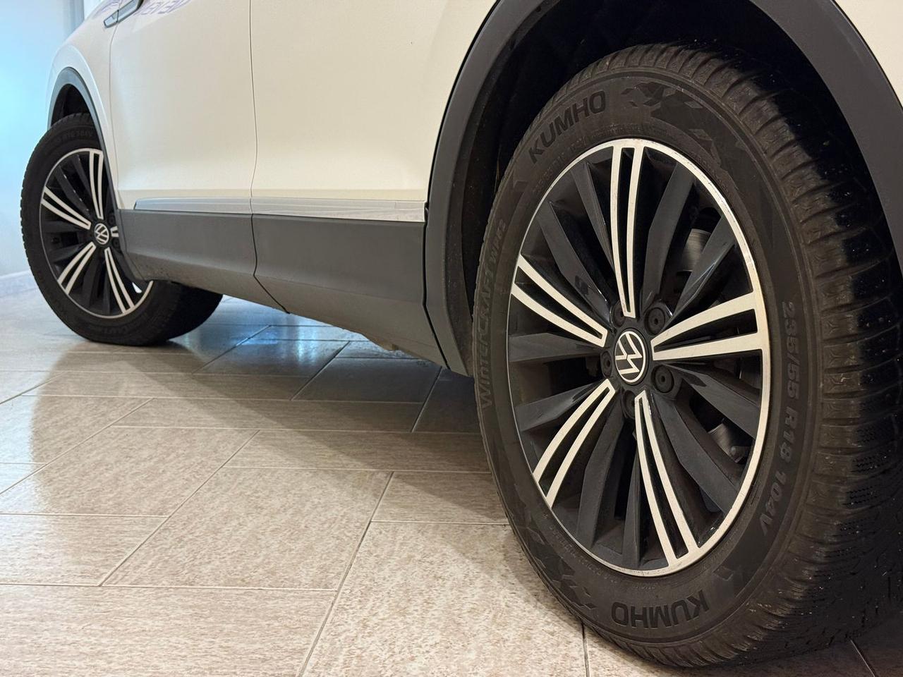 Volkswagen Tiguan Elegance 2.0 TDI #9922