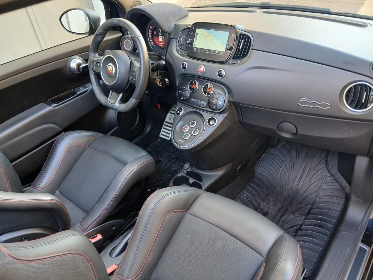 Abarth 695 C 1.4 Turbo T-Jet 180 CV