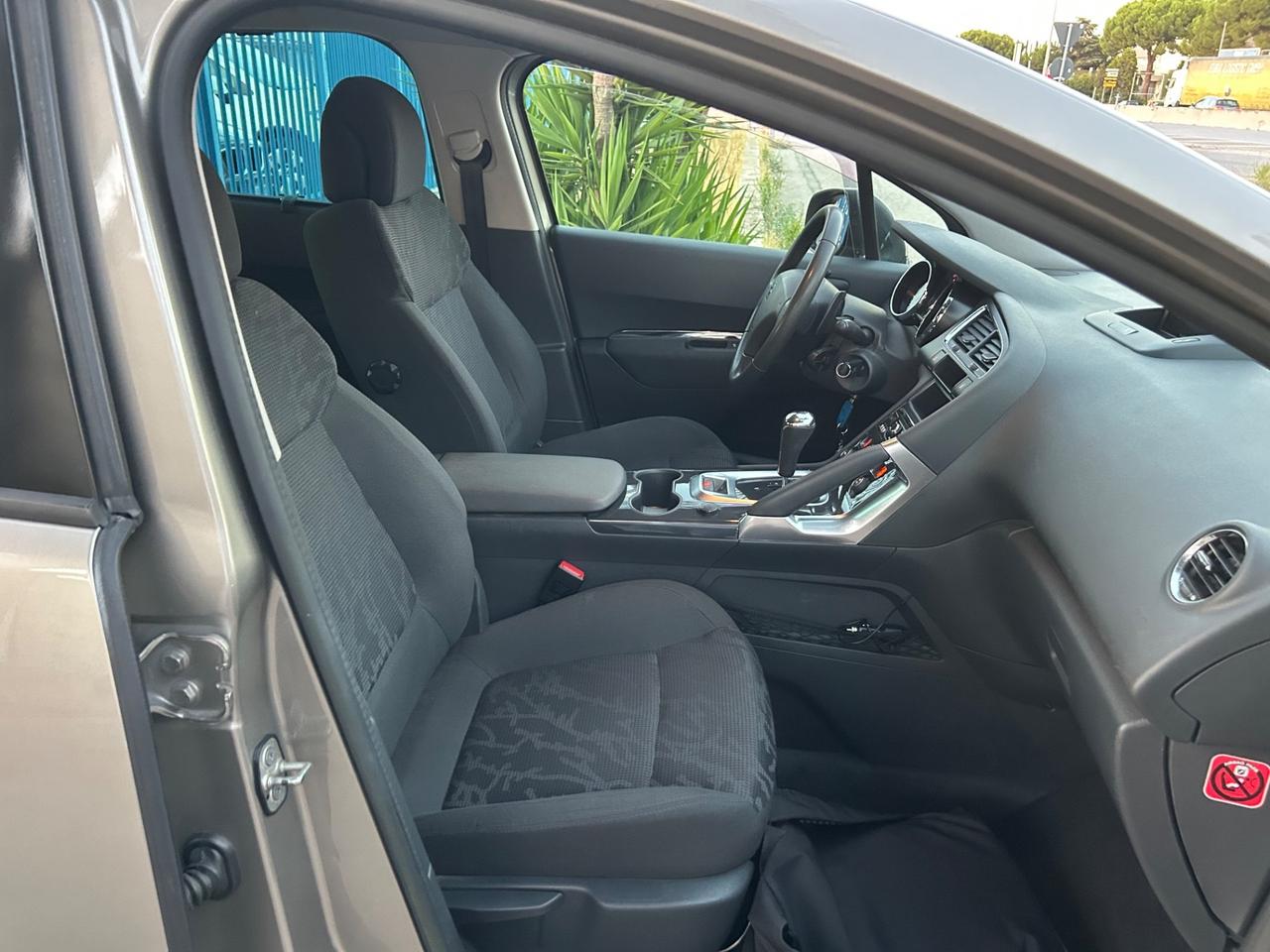 Peugeot 3008 1.6 HDi 115CV 2013 automatica