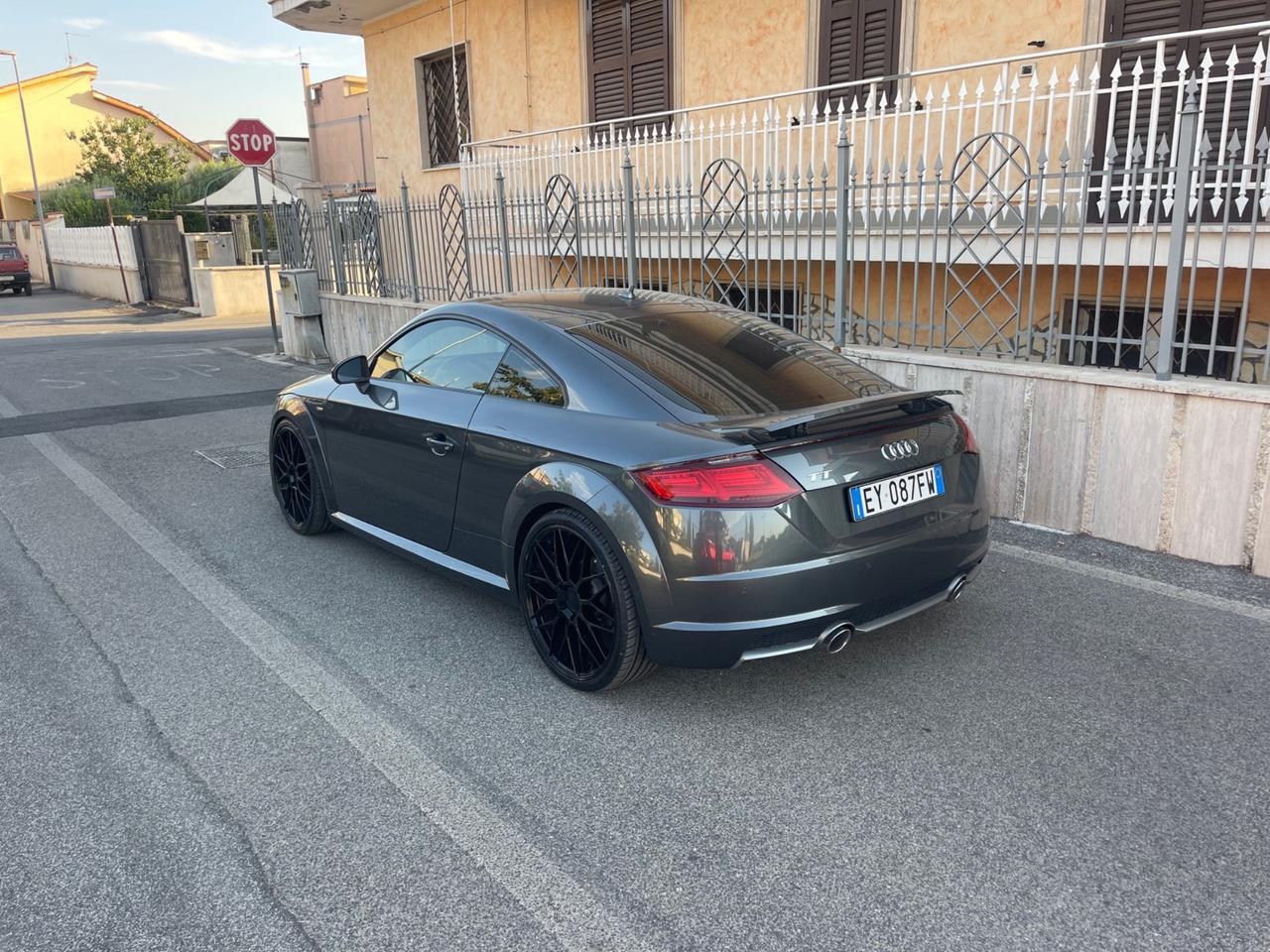 Audi TT Coupé 2.0 TDI ultra S line