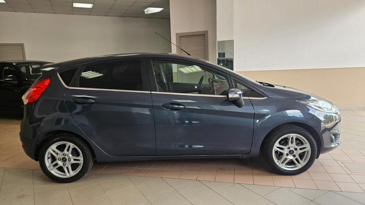 Ford Fiesta 1.5 TDCi 75CV 5 porte Titanium