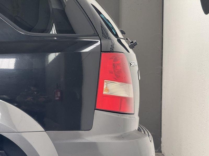 Kia Sorento 2.5 crdi 16v EX Kit Rialzo Gomme tassellate Overland