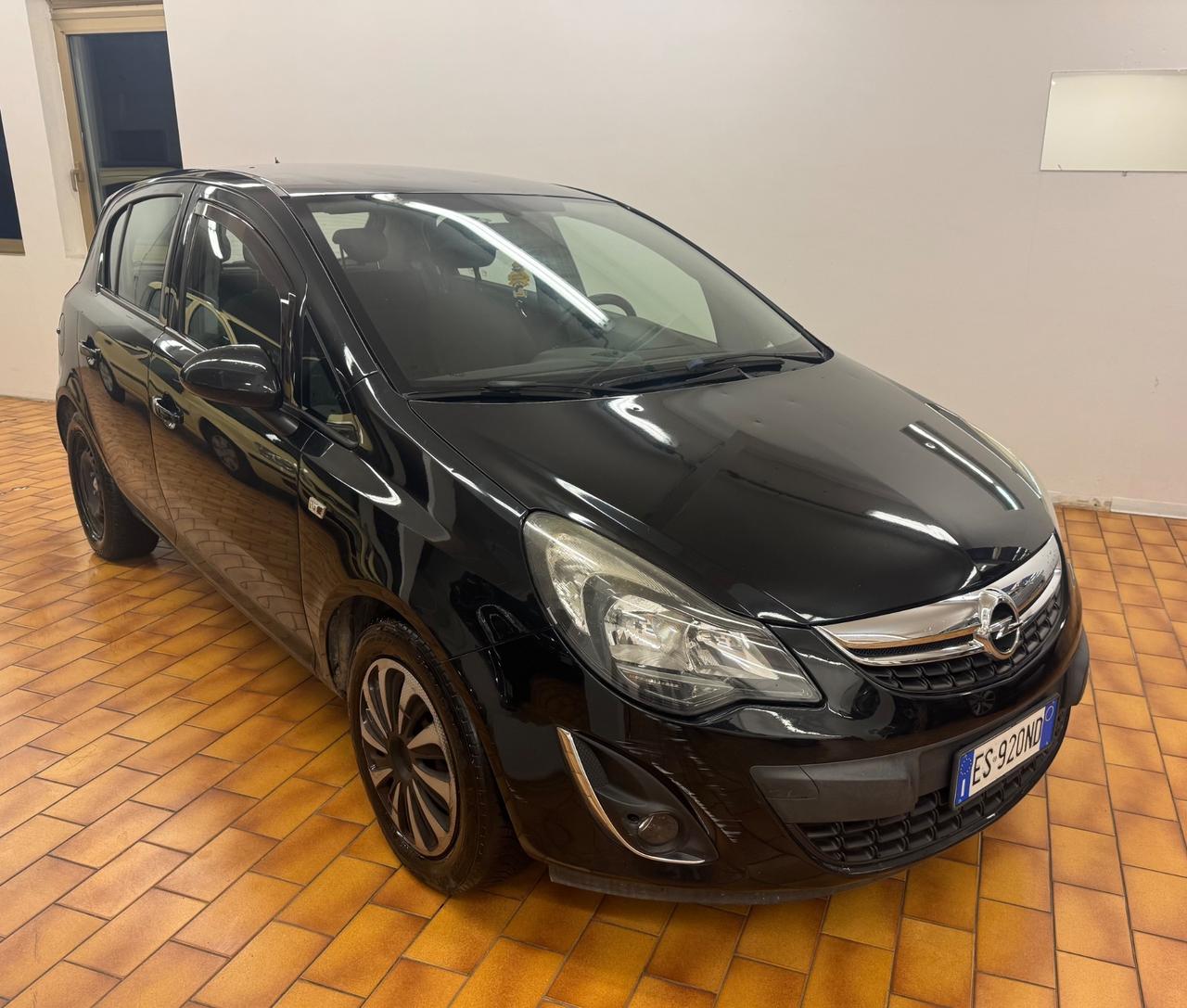 Opel Corsa 1.2 BENZINA / GPL OK NEOPATENTATI