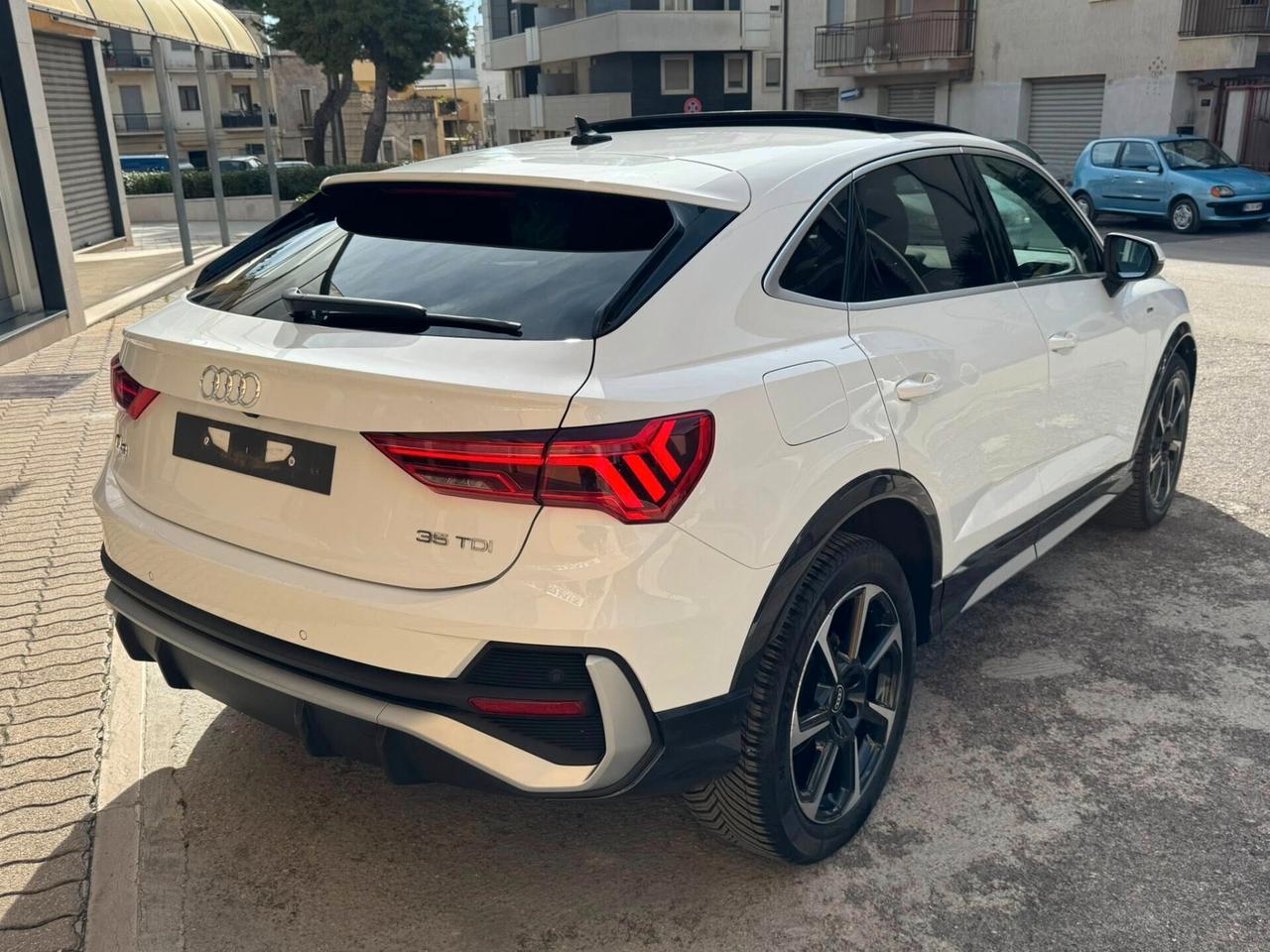 AUDI Q3 SPB 35 TDI S-TRONIC S-LINE 150 CV. TETTO APRIB.