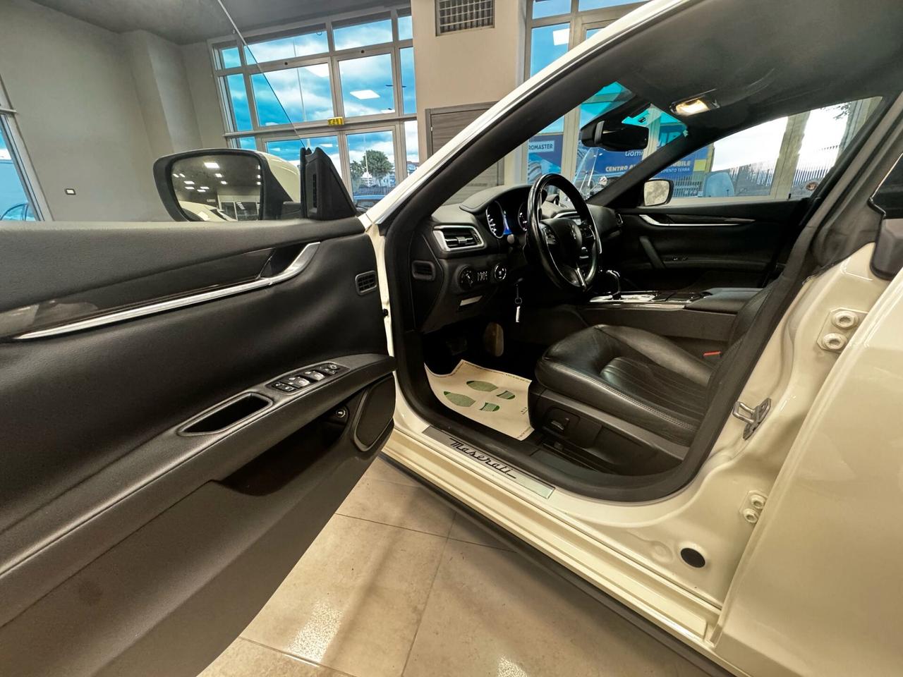 MASERATI GHIBLI 3.0 DIESEL V6 250CV
