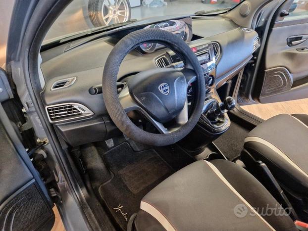 LANCIA Ypsilon 1.2 69 CV 5 porte Elle OK NEOPATE