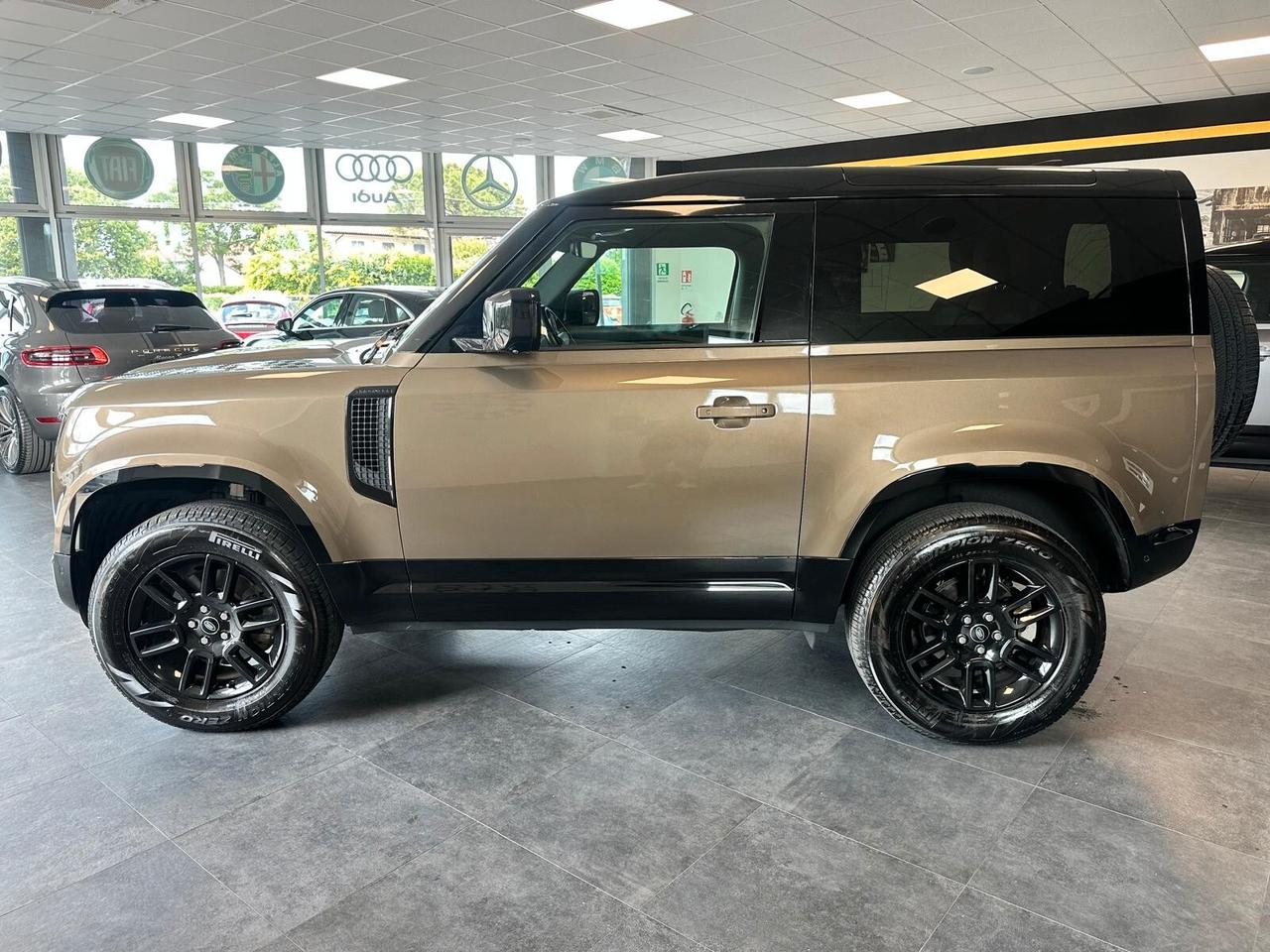 Land Rover Defender 90 3.0D I6 200 CV AWD Auto X-Dynamic HSE