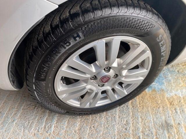 Fiat Punto 1.3 MJT II 75 CV 5 porte Lounge