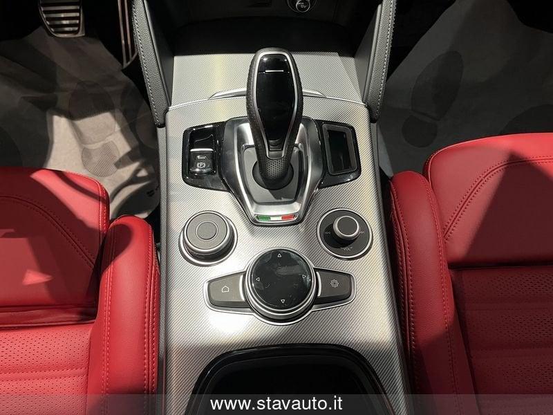 Alfa Romeo Stelvio 2.2 Turbodiesel 160 CV AT8 RWD Veloce