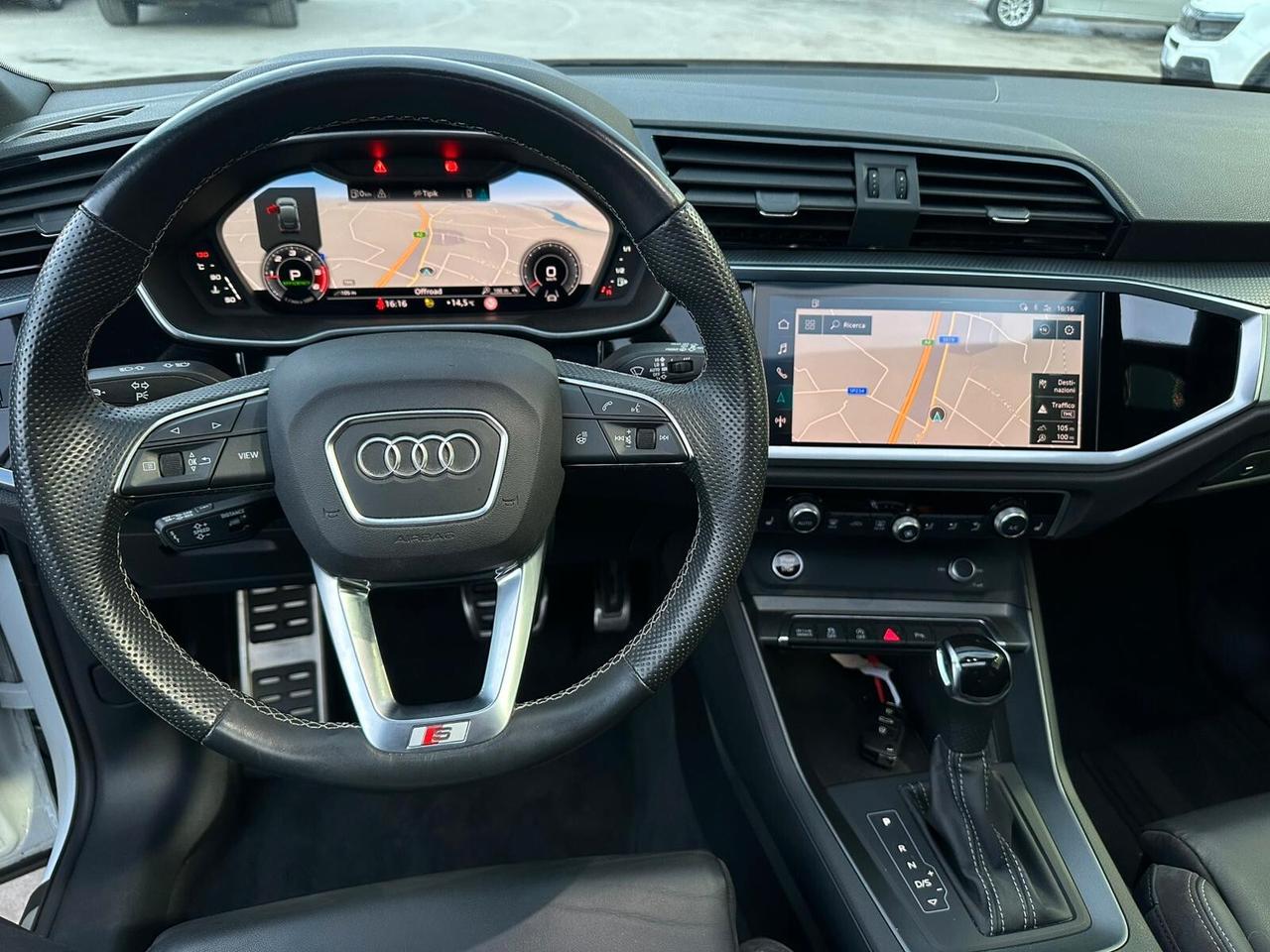 Audi Q3 SPB 40 TDI quattro S tronic line edition - Tetto apribile