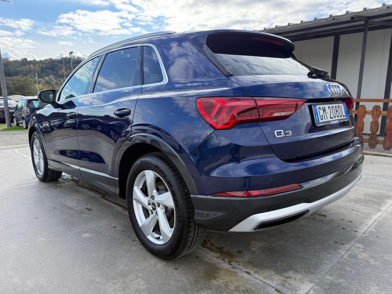 Audi Q3 35 TDI S tronic Business Advanced 12/2022
