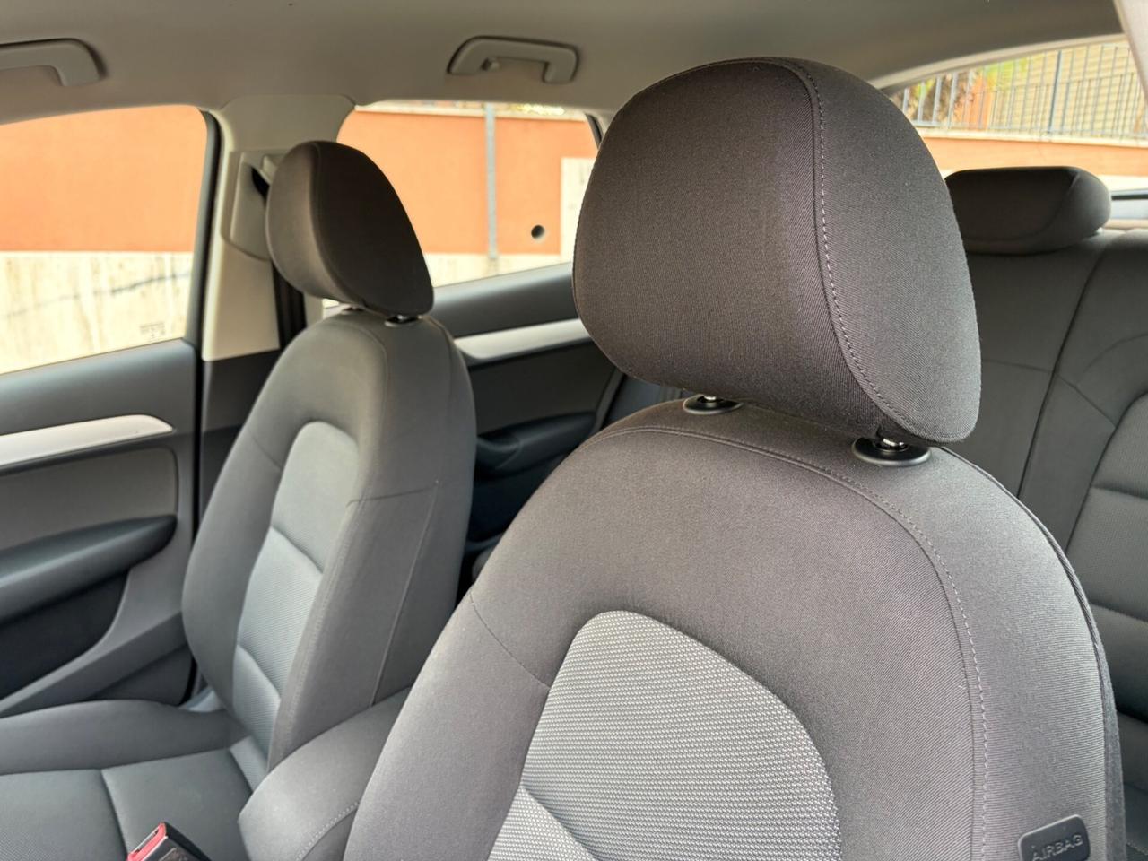 Audi Q3 2.0 TDI 150 CV Sport ok certificati !!!