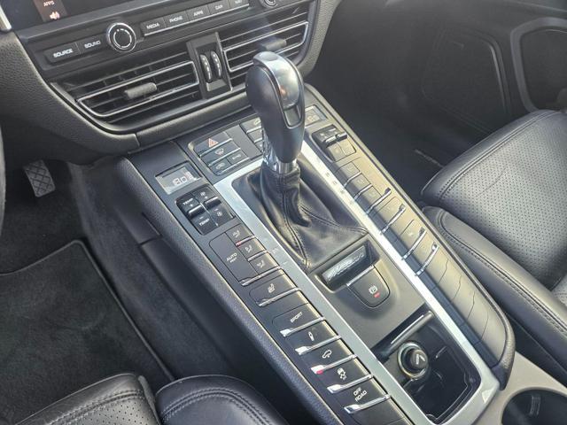 PORSCHE Macan 2.0 Pacc. Design