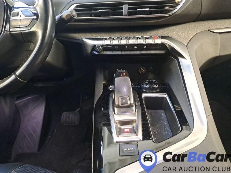 Peugeot 3008 BlueHDi 130 S&S EAT8 Active