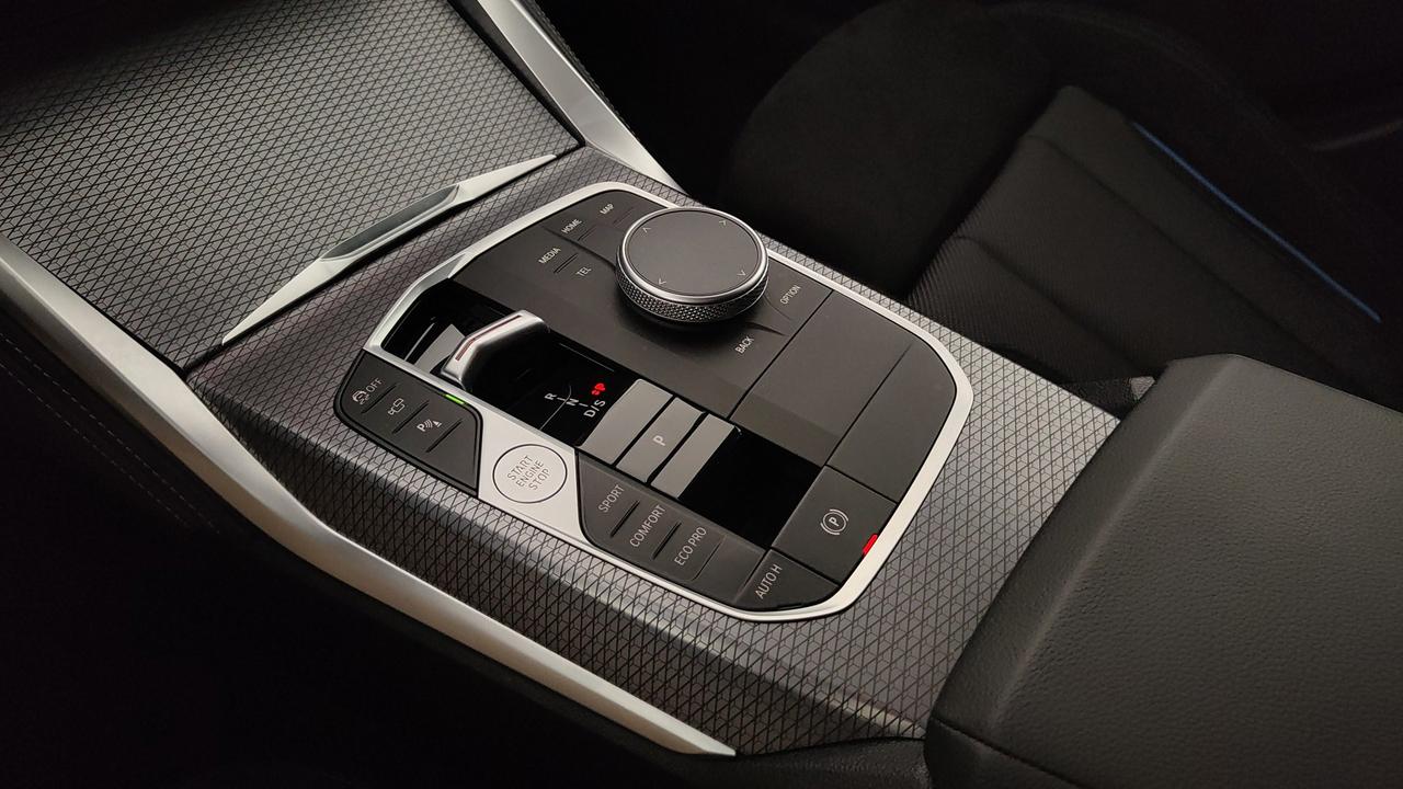 BMW Serie 4 G26 LCI 2024 Gran Coupe - 420d Gran Coupe mhev 48V xdrive MSport Pro auto