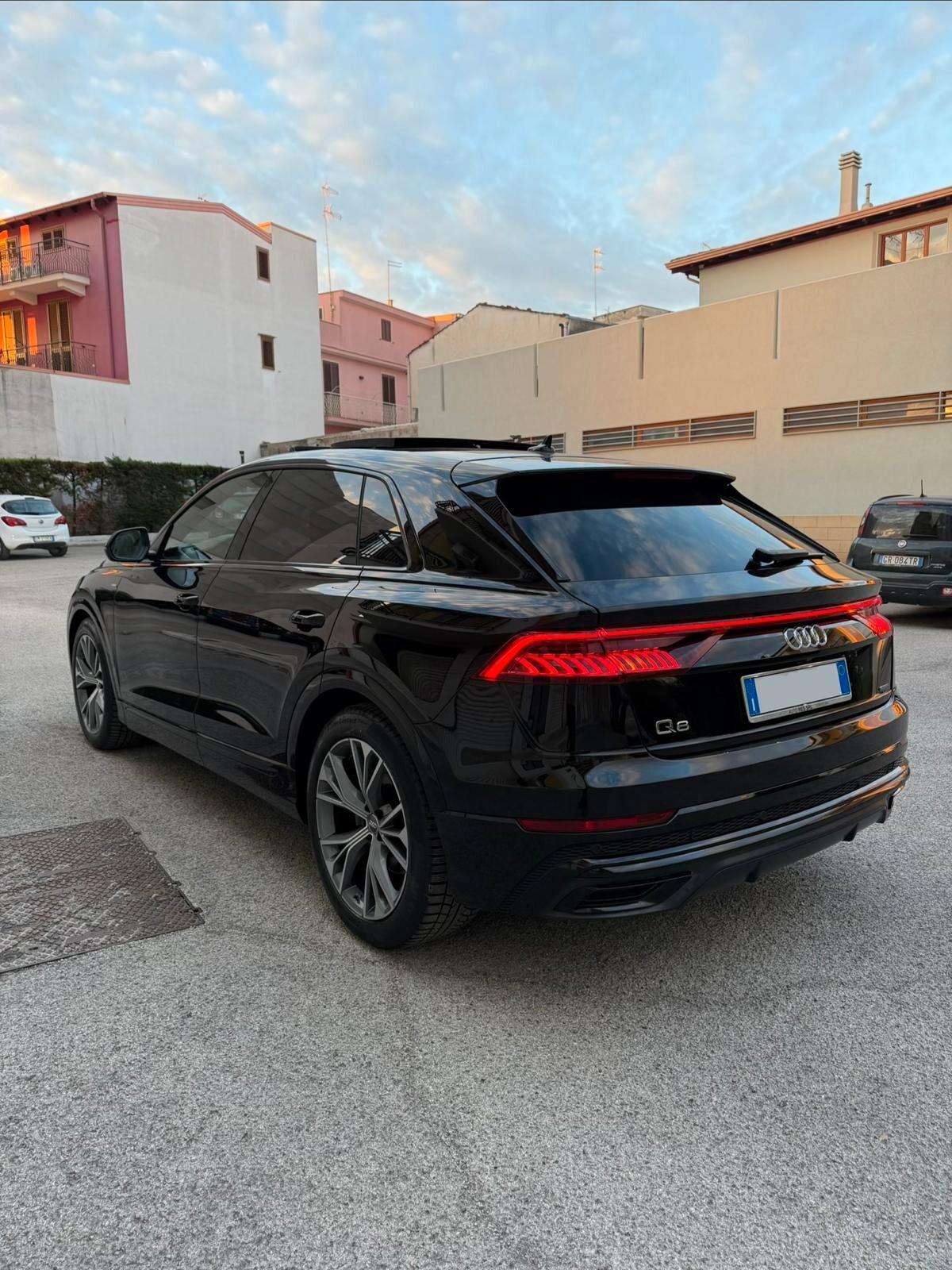 Audi Q8 50 TDI 286 CV quattro tiptronic Sport