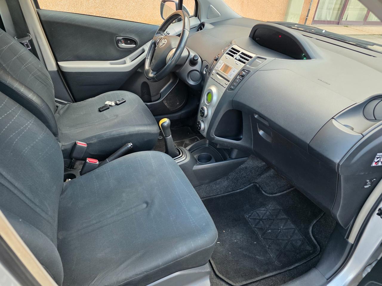 Toyota Yaris 1.4 D-4D 5 porte Sol