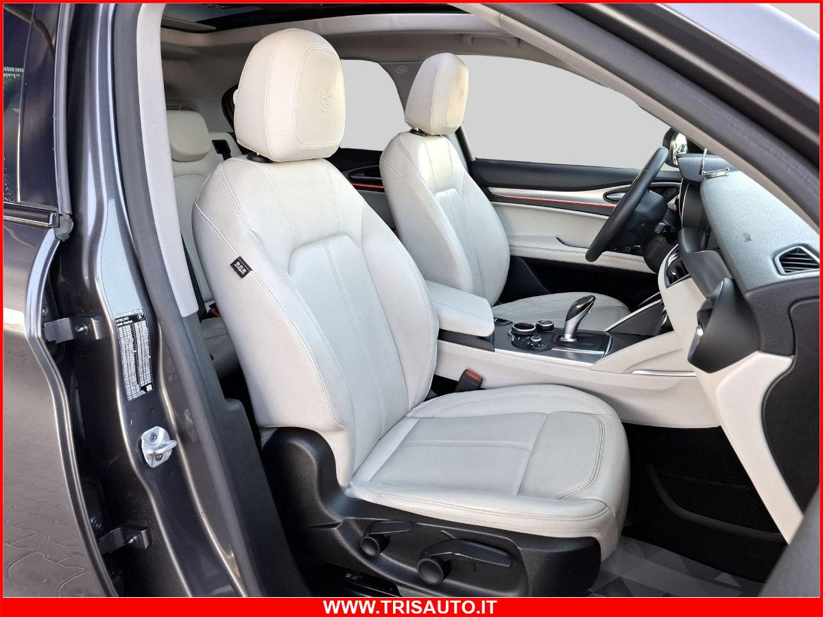 ALFA ROMEO Stelvio 2.2 TD At8 Q4 Executive (TETTO PANORAMICO APRIBILE)