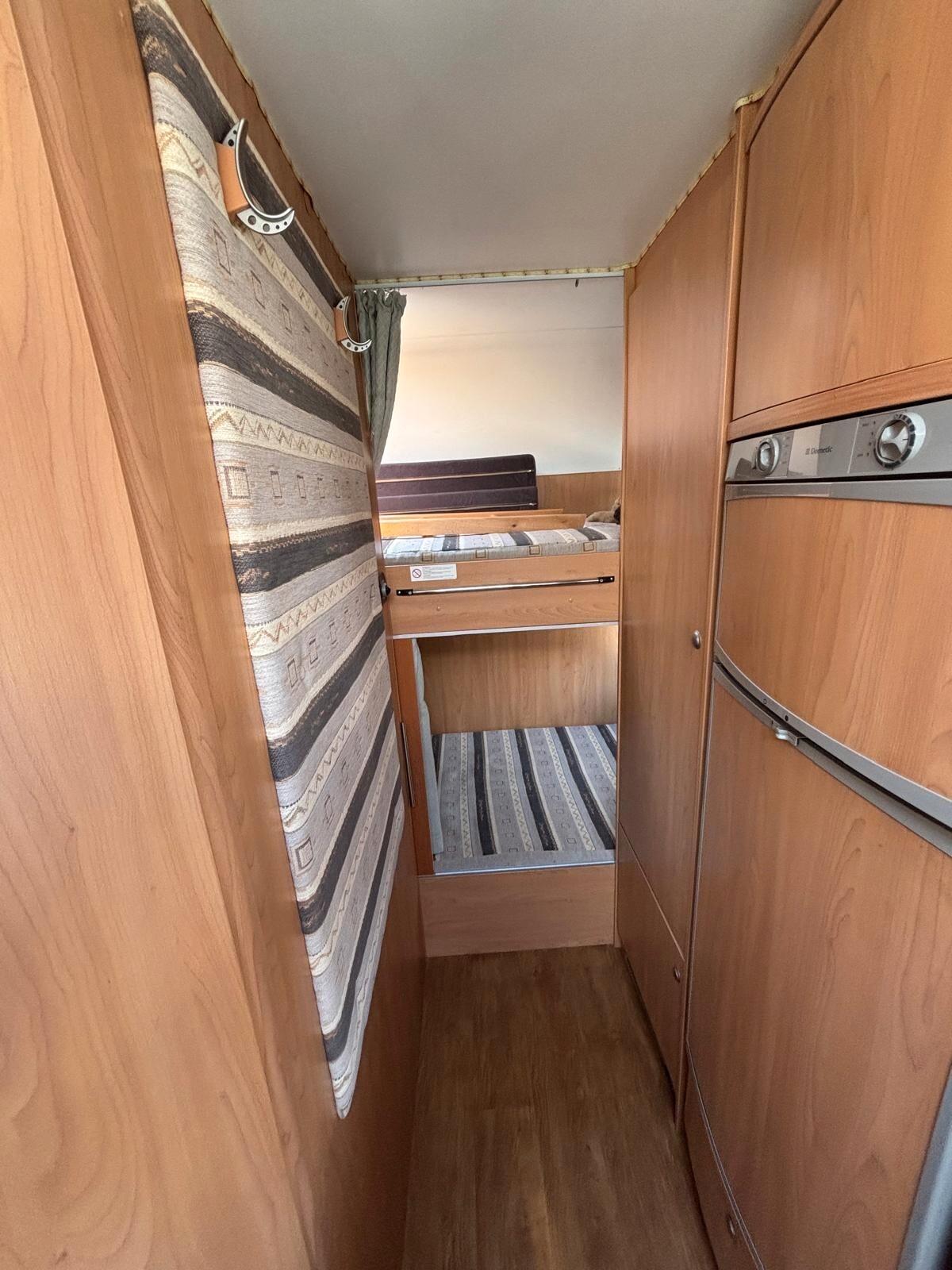 Bürstner A 576 camper