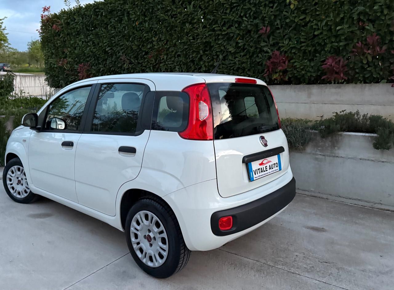Fiat Panda 1.3 MJT 95 CV Lounge (Euro 6B)