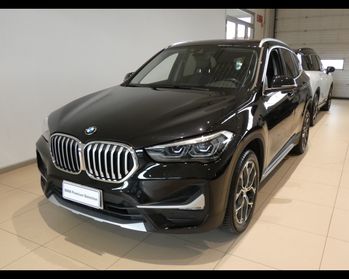 BMW X1 (F48) - X1 xDrive18d xLine