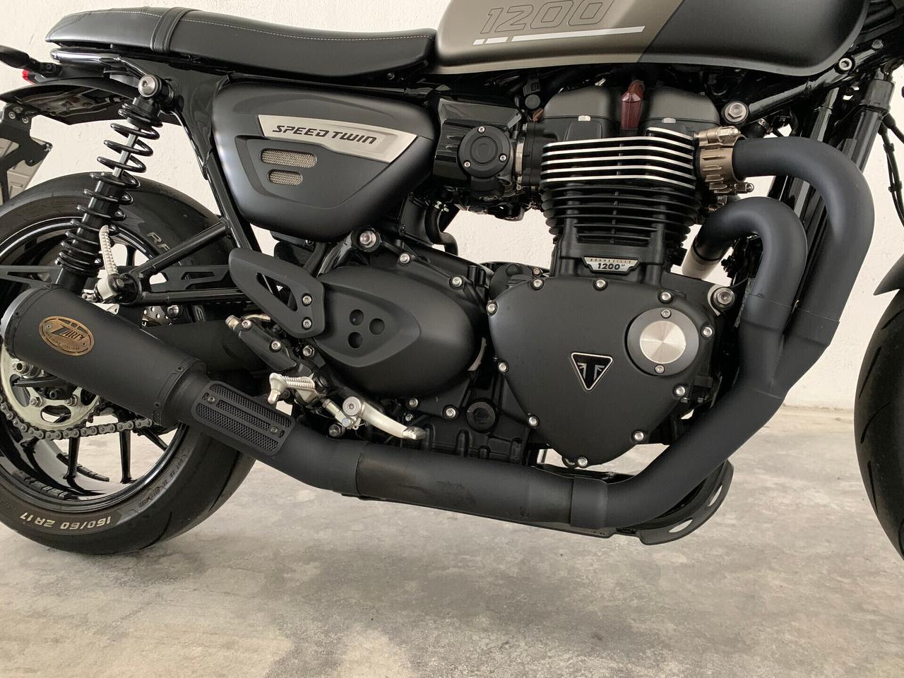Triumph Speed Twin 1.2 Matt Ironstone Black Edition