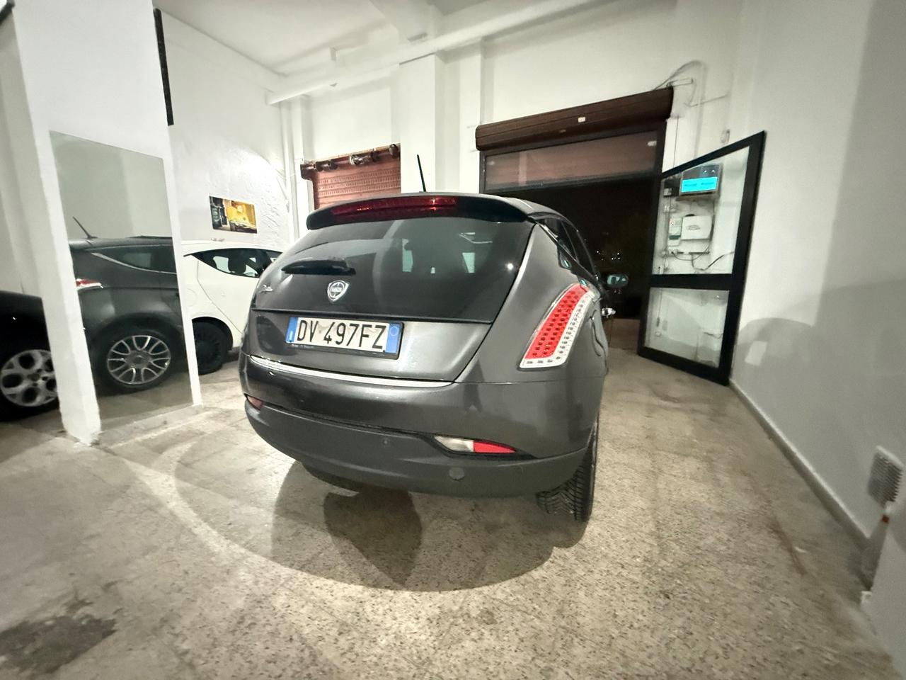Lancia Delta 1.6 MJT DPF Platino