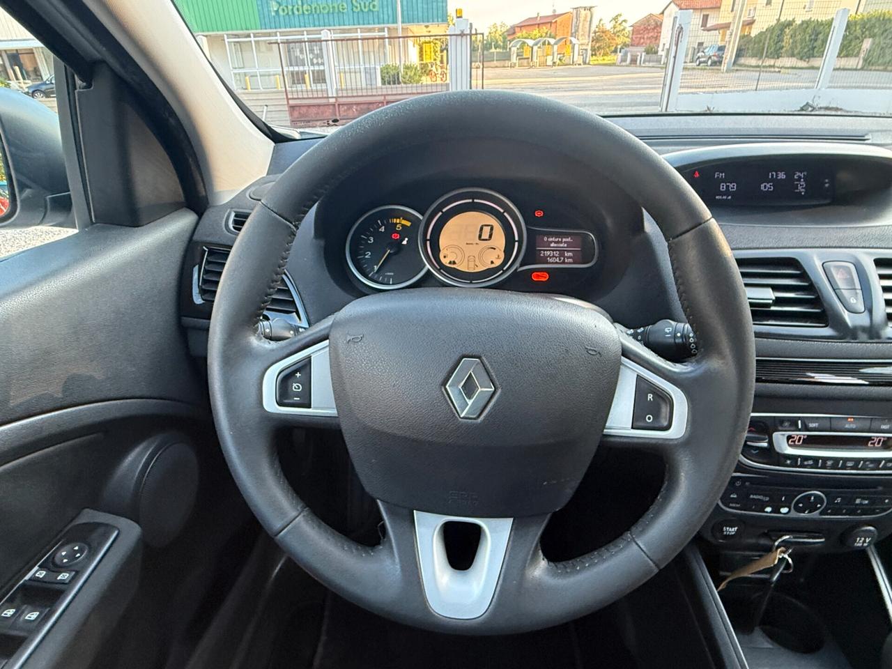 Renault Megane Mégane 1.5 dCi 110CV EDC SporTour Attractive