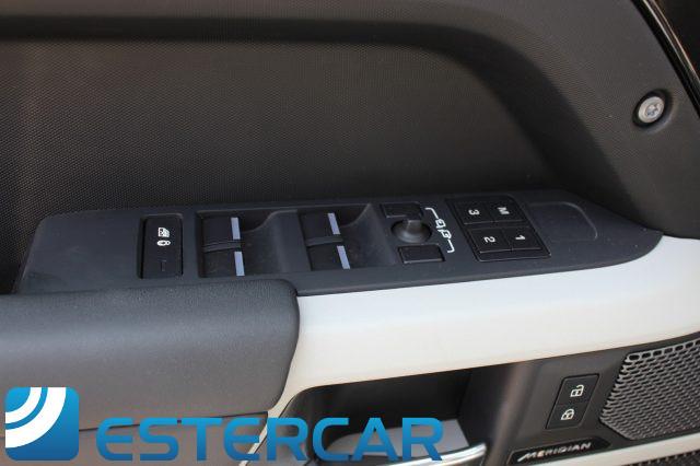 LAND ROVER Defender 110 3.0D 250CV AWD X-Dynamic HSE 7 POSTI