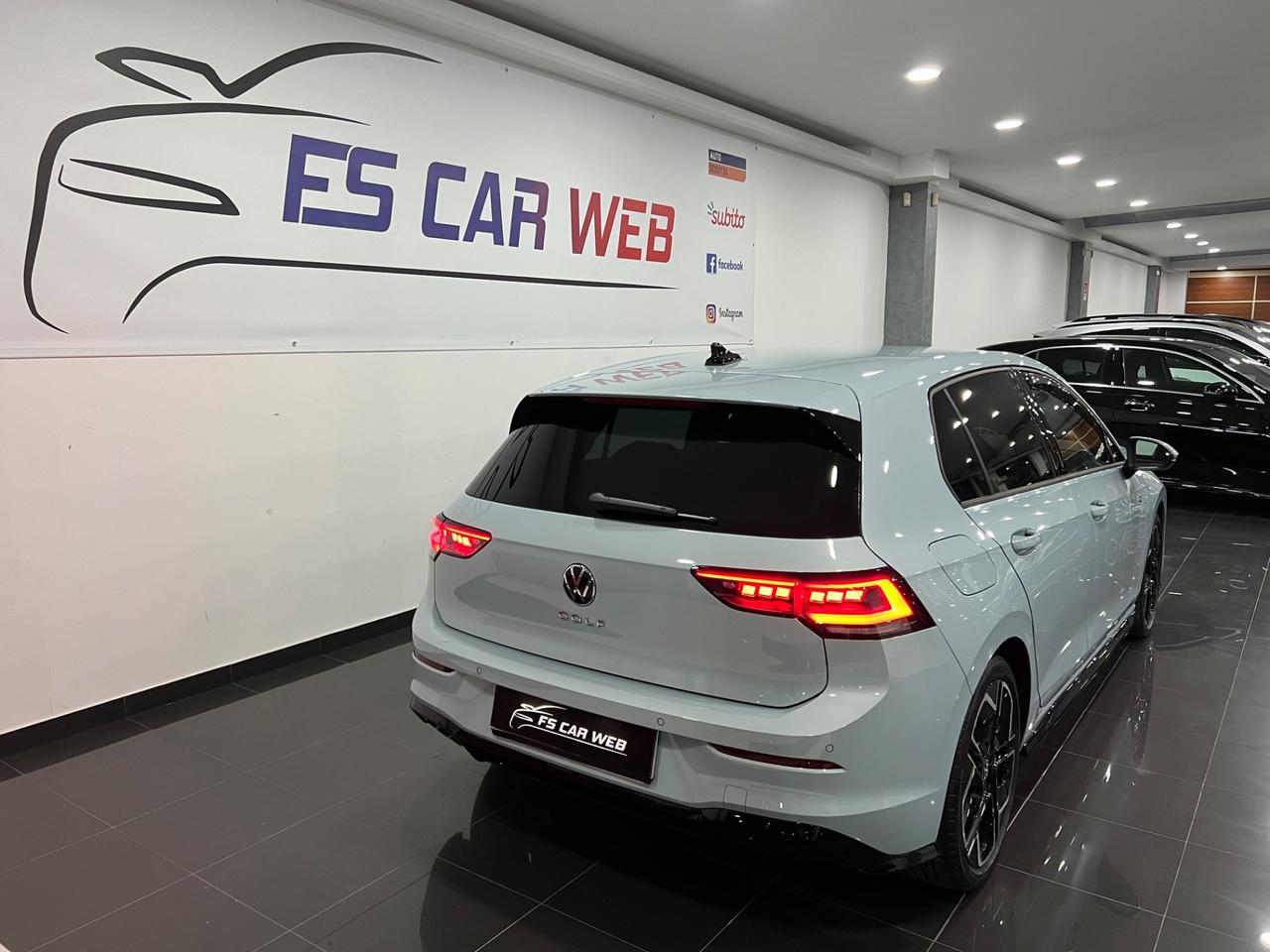 VOLKSWAGEN GOLF 8.5 2.0 TDI DSG R-Line Plus 150 cv