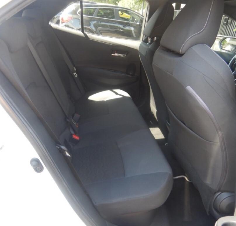 Toyota Corolla 1.8 Hybrid Business