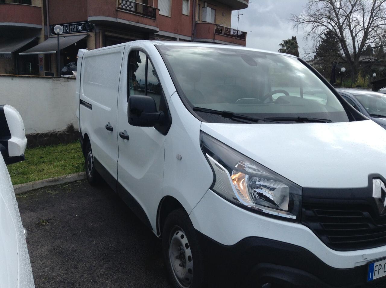 Renault Trafic STUPENDO RENAULT TRAFIC 1.6 DCI 125 cv, TENUTO BENISSIMO, QUALSIASI PROVA!!