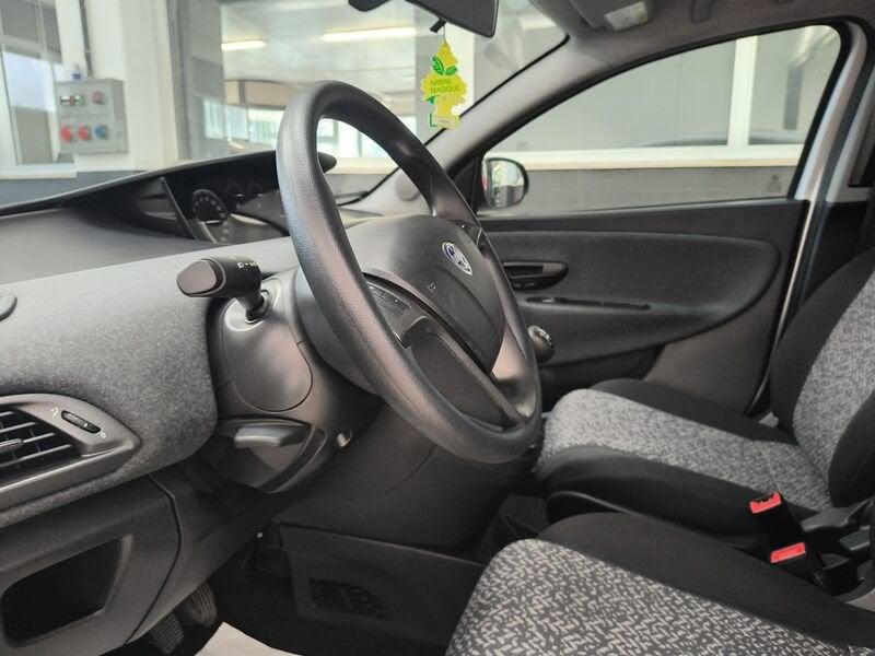 Lancia Ypsilon Ypsilon 1.2 69 CV 5 porte Elefantino Blu