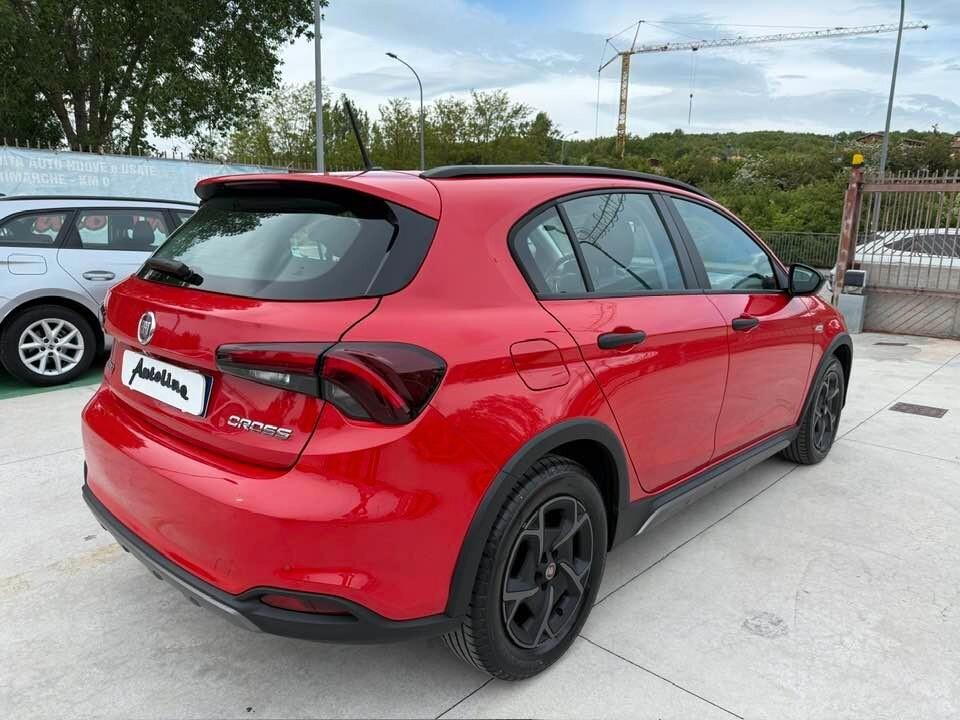 Fiat Tipo 1.3 Mjt 95cv 5p. CROSS (LED-CARPLAY)