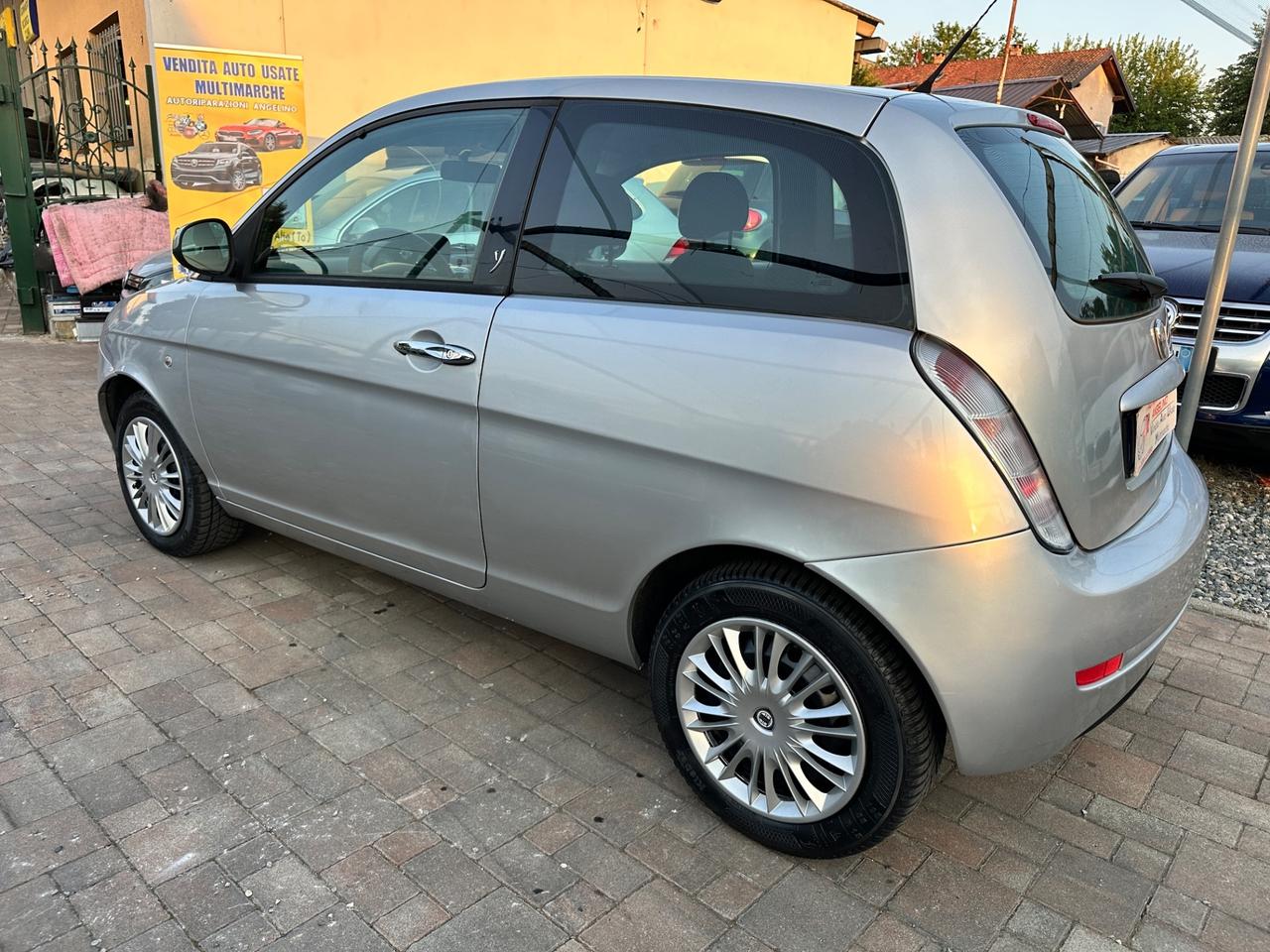 Lancia Ypsilon 1.2 Benzina