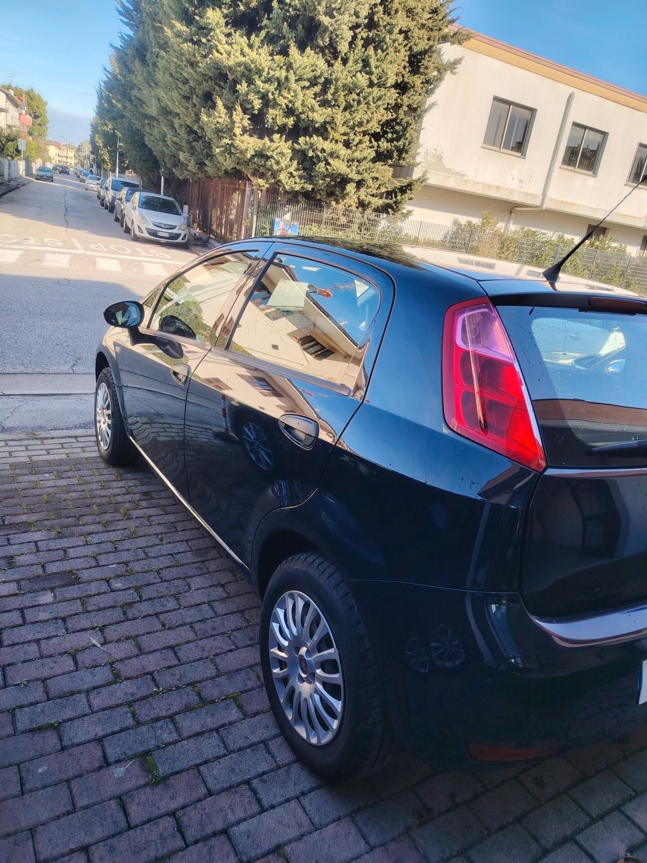 Fiat Punto 1.4 8V 5 porte Natural Power Lounge