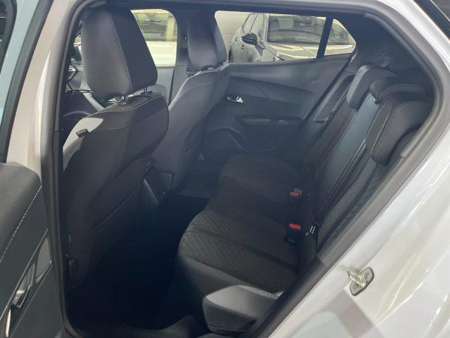 PEUGEOT 2008 1.2 T 130CV EAT8 Allure /NAVI/LED/TELECAM/PARK