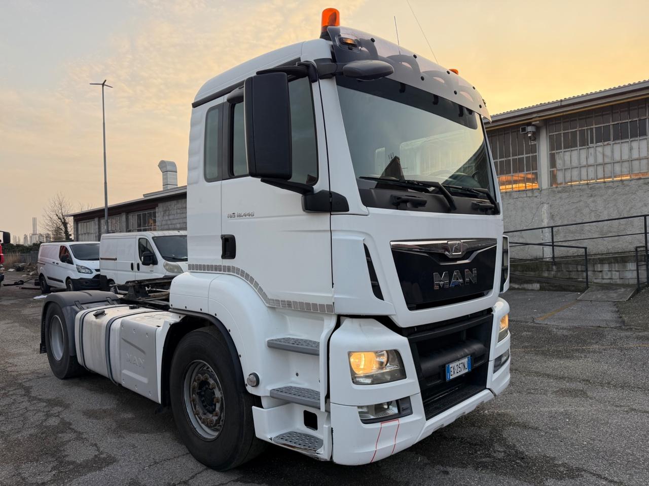 Man tgs 18.440 euro6 motore d26. 2015 manuale