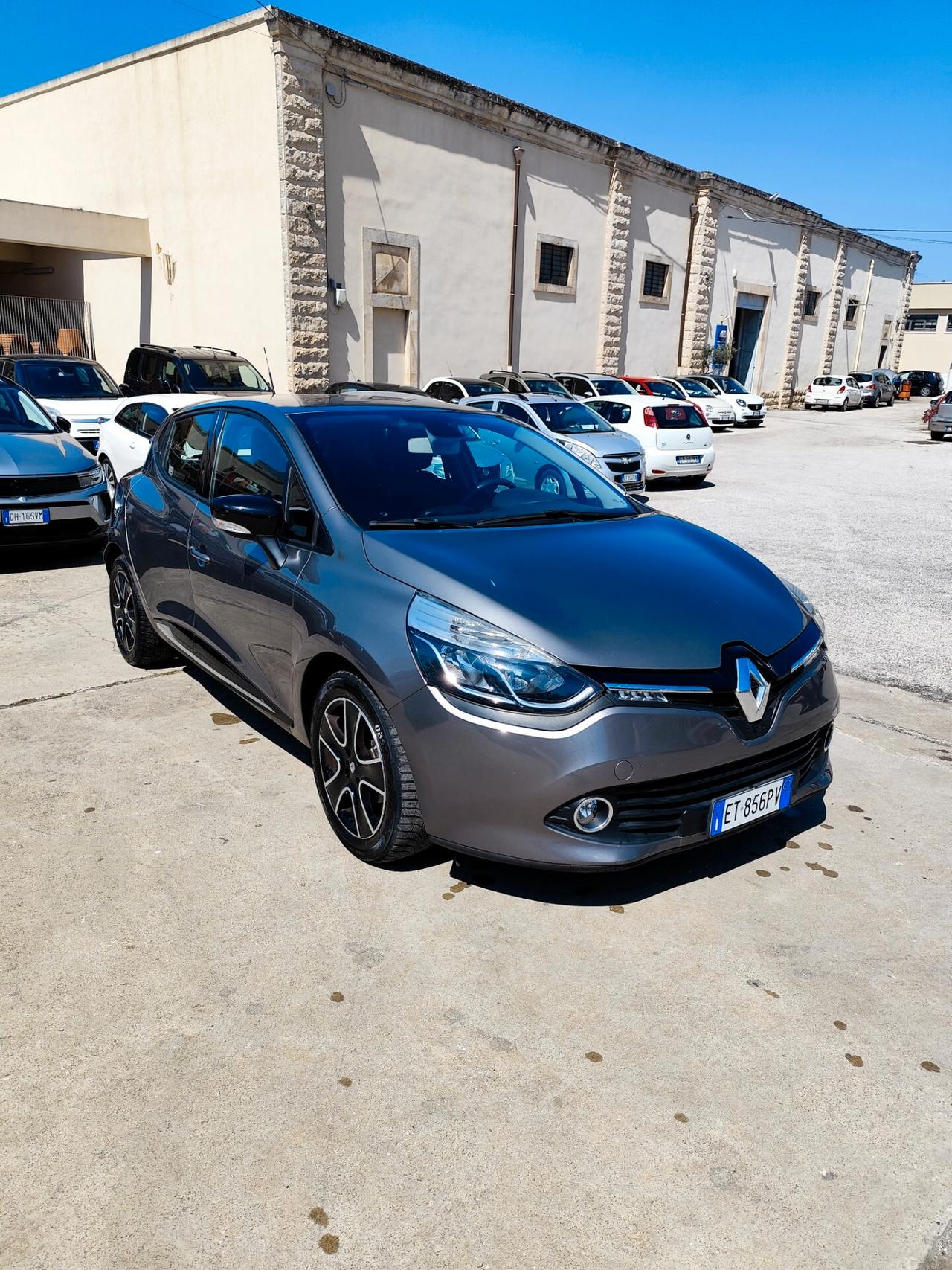Renault Clio 1.2 75CV 5 porte Costume National